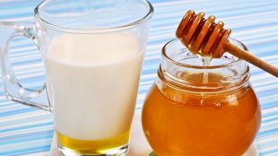 Kefir with honey for hand skin rejuvenation treatment
